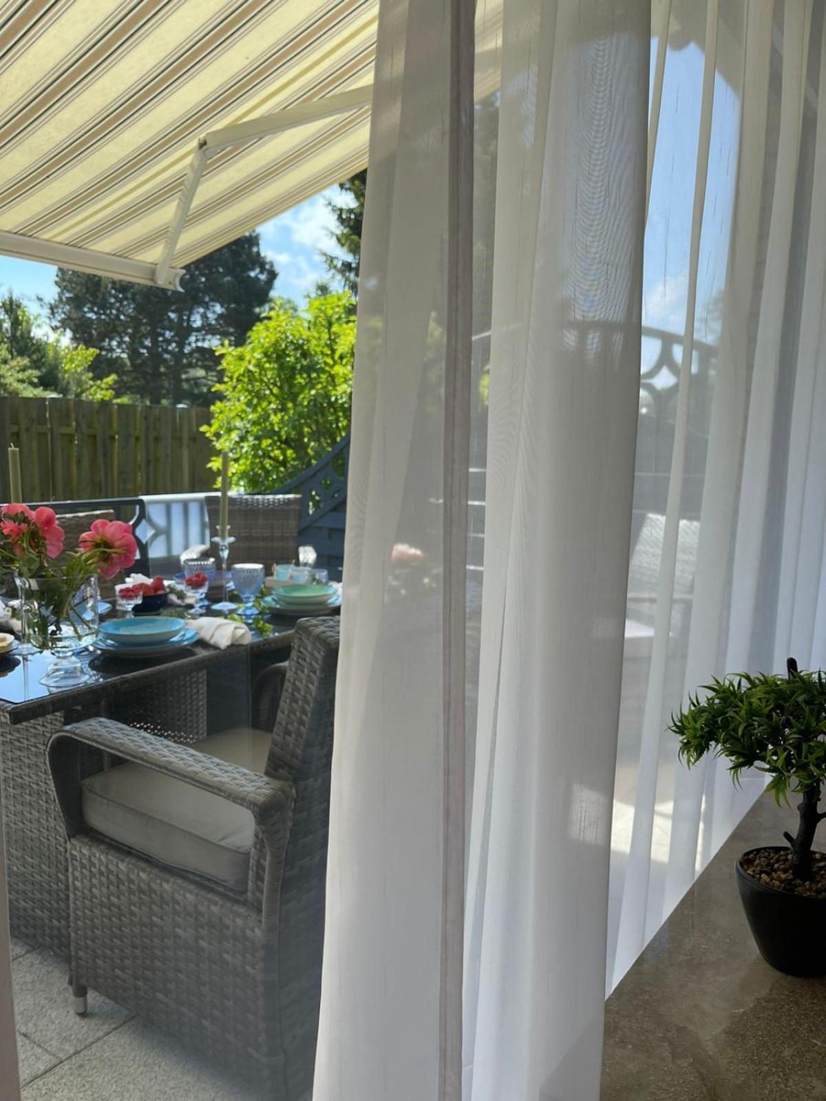 Ferienwohnung Strandoase Inklusive Terrasse Und Parkplatz - Sonnenseite Scharbeutz Εξωτερικό φωτογραφία