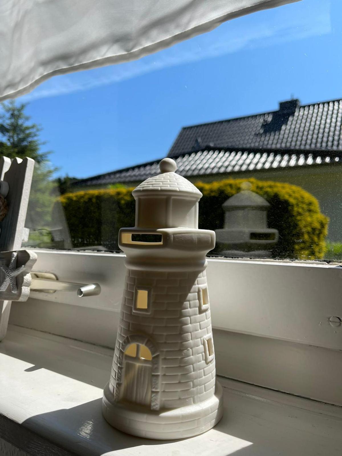 Ferienwohnung Strandoase Inklusive Terrasse Und Parkplatz - Sonnenseite Scharbeutz Εξωτερικό φωτογραφία